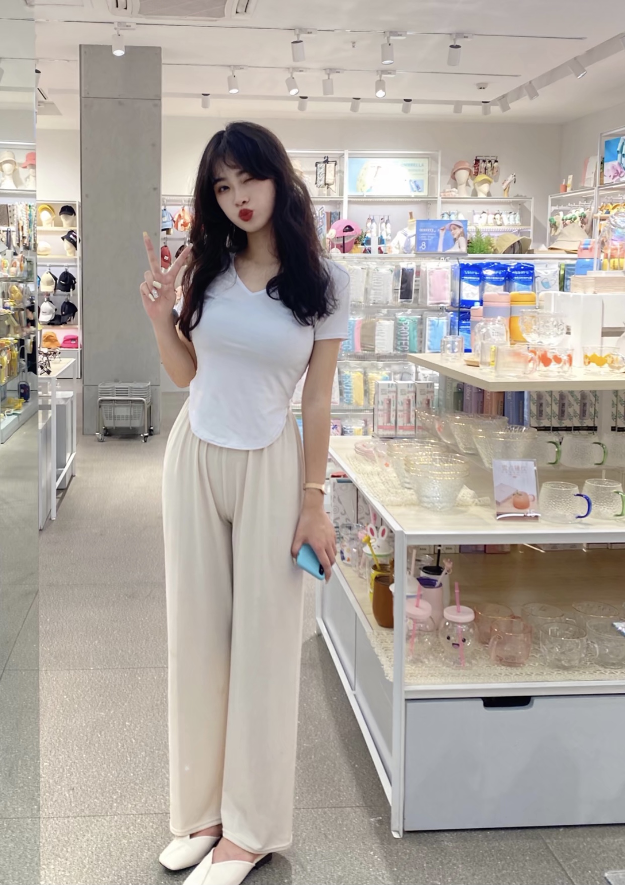 温柔文雅的兼职，质感很好，想怎么玩就怎么玩，值了